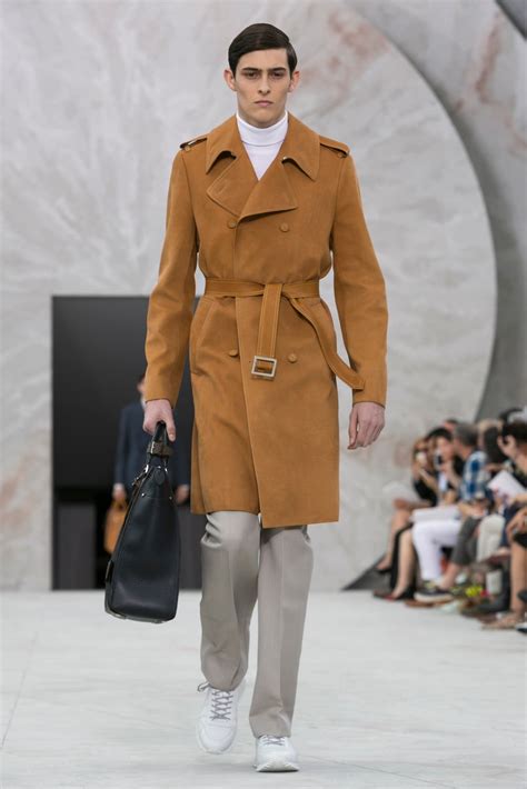 Louis Vuitton: Spring 2015 Menswear 